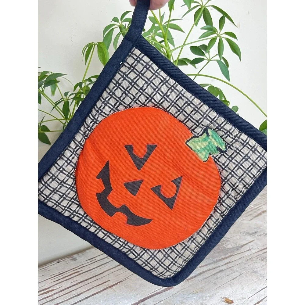 Vintage Happy Halloween Jack O Lantern Oven Stovetop Pot Holder 8”x8” Nostalgia